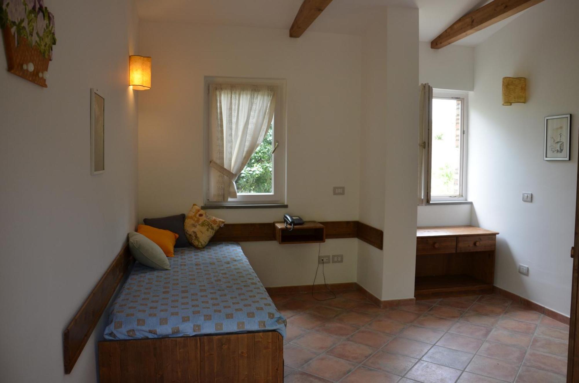Borgo Piazza Bed & Breakfast Катандзаро Стая снимка
