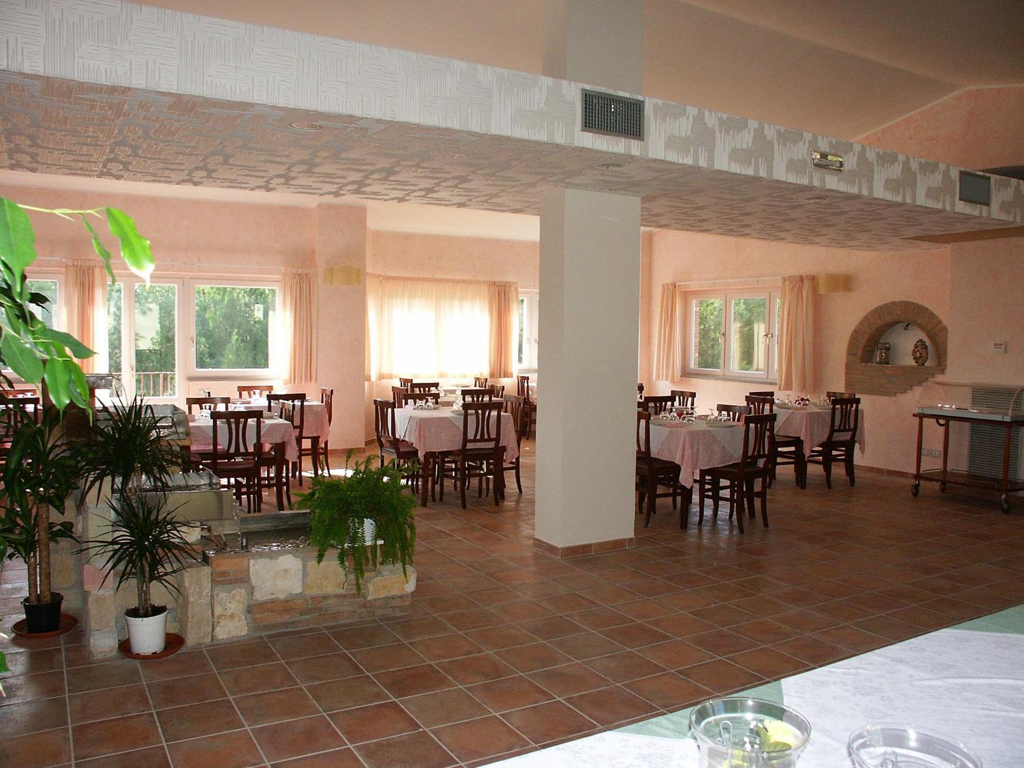 Borgo Piazza Bed & Breakfast Катандзаро Екстериор снимка