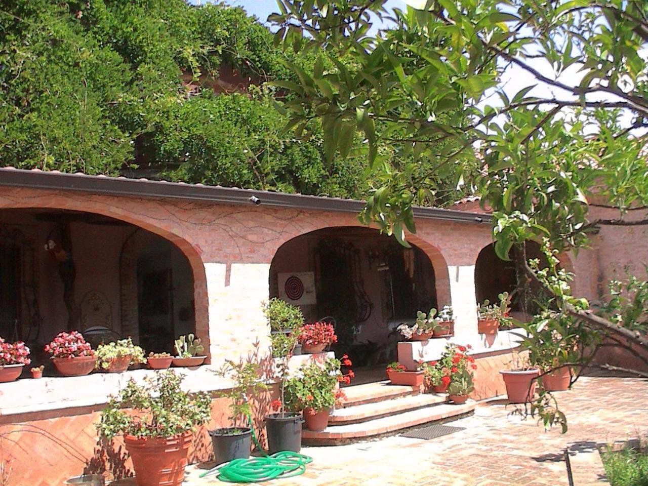 Borgo Piazza Bed & Breakfast Катандзаро Стая снимка