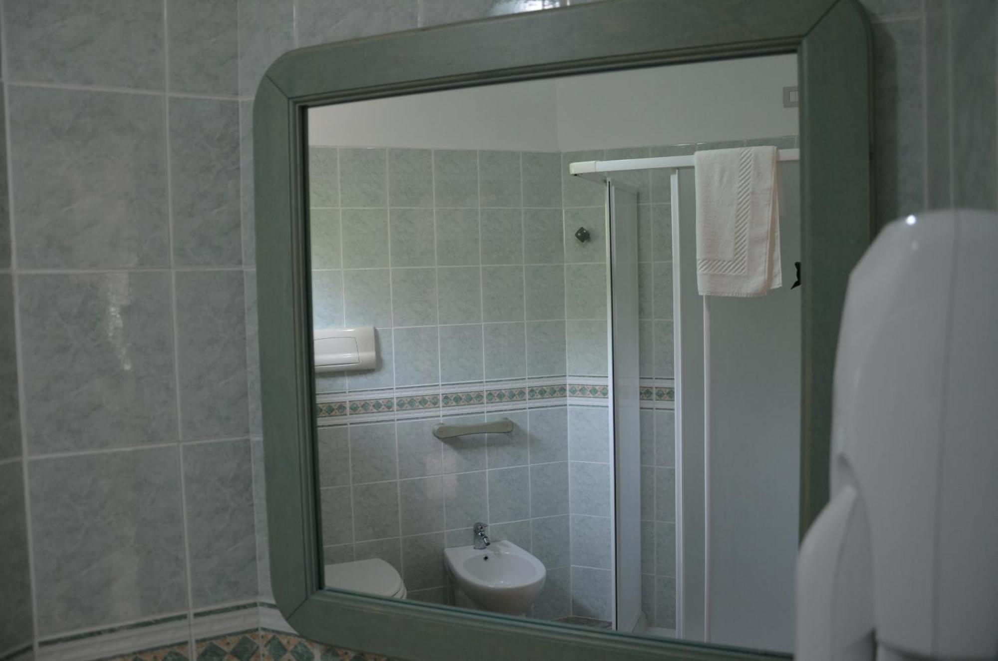 Borgo Piazza Bed & Breakfast Катандзаро Стая снимка