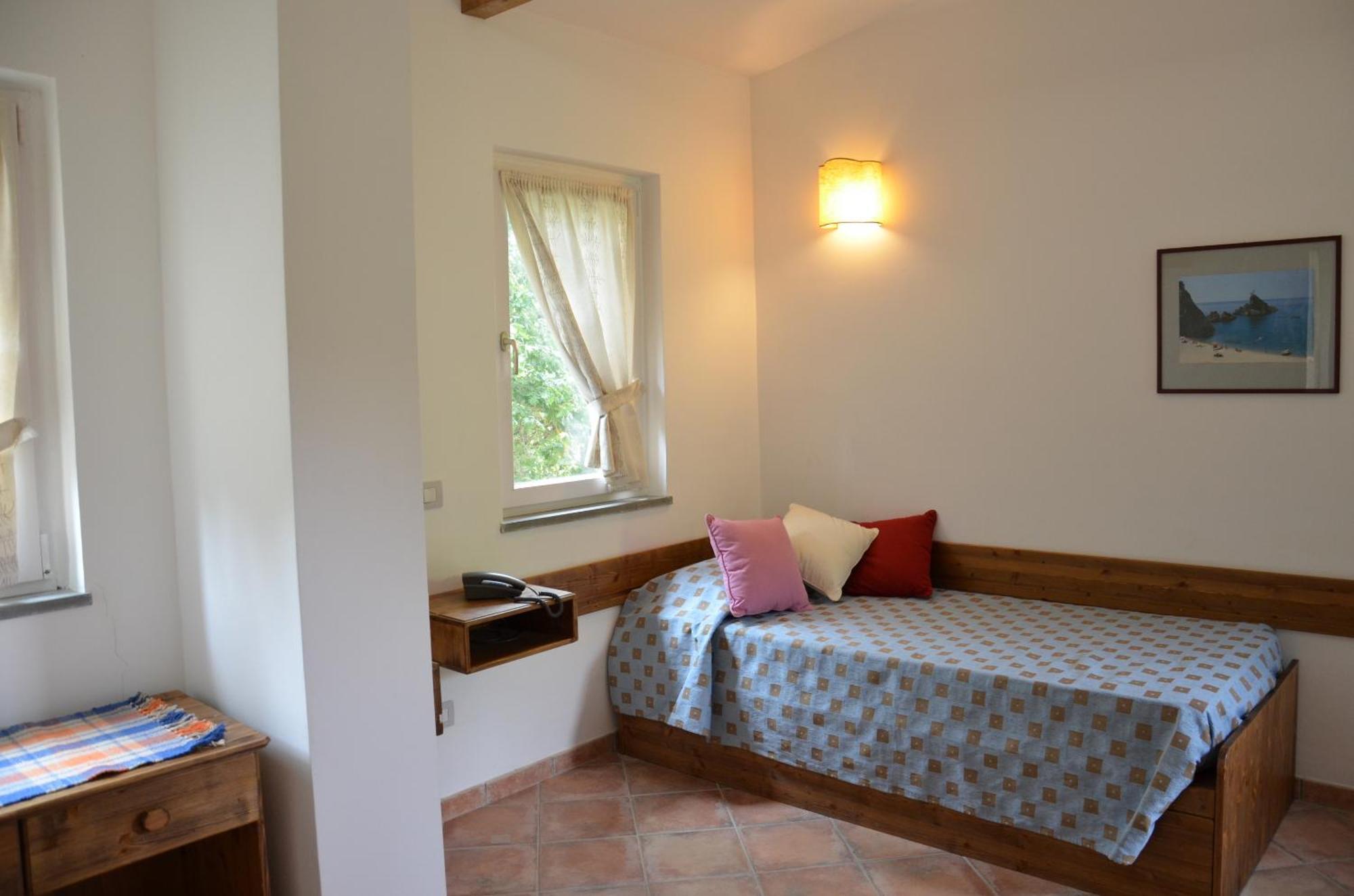 Borgo Piazza Bed & Breakfast Катандзаро Стая снимка