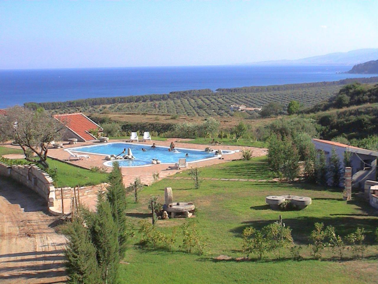 Borgo Piazza Bed & Breakfast Катандзаро Екстериор снимка