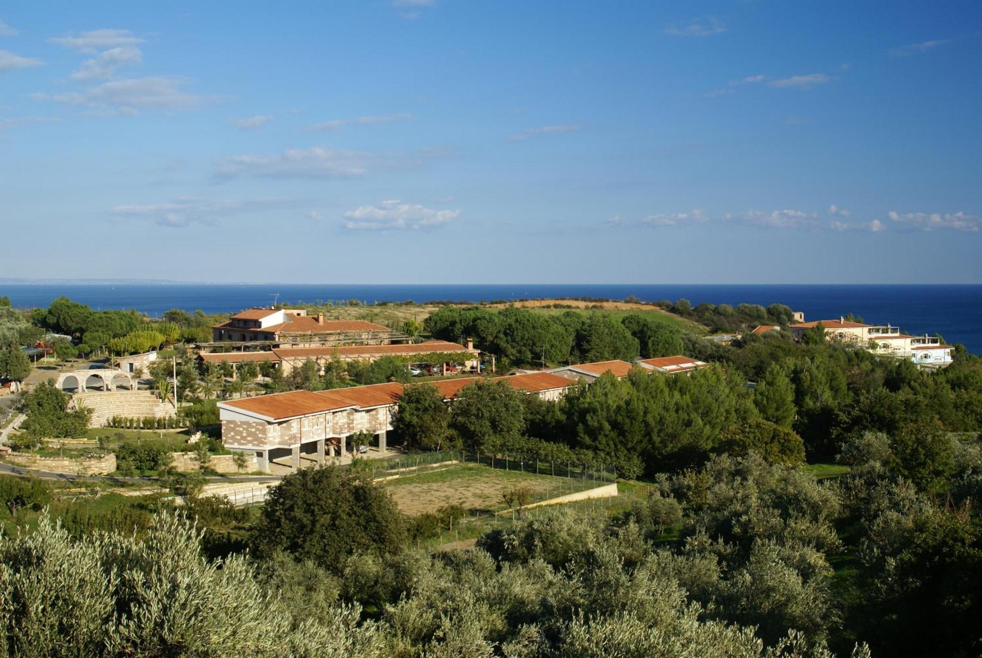 Borgo Piazza Bed & Breakfast Катандзаро Екстериор снимка