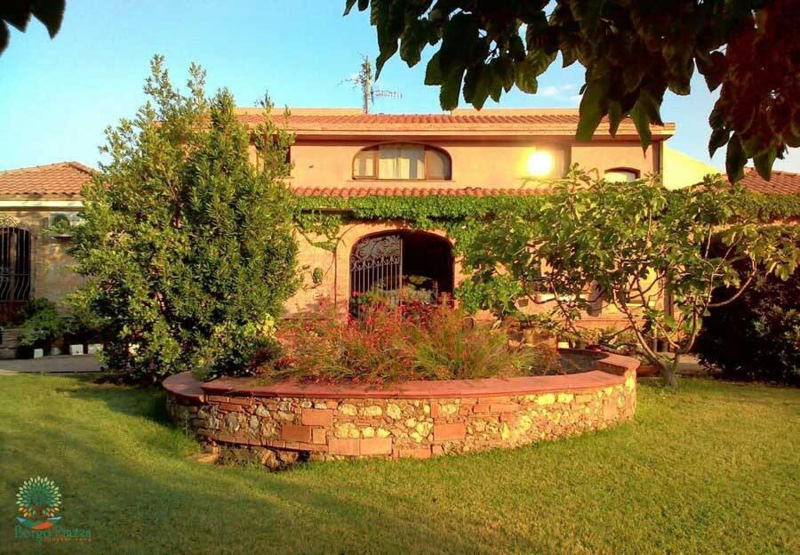 Borgo Piazza Bed & Breakfast Катандзаро Екстериор снимка